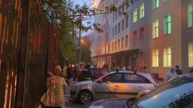 Горит больница в Москве смотреть онлайн