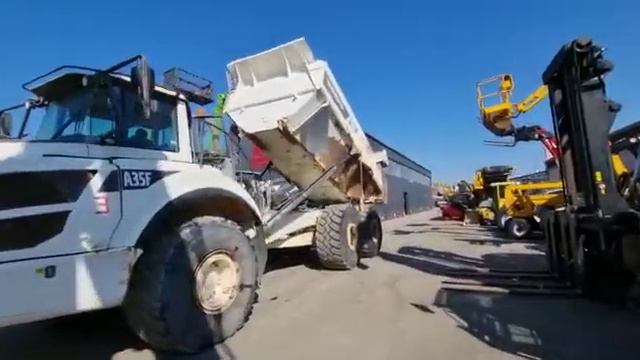 Volvo A 35 F / 2011 смотреть онлайн