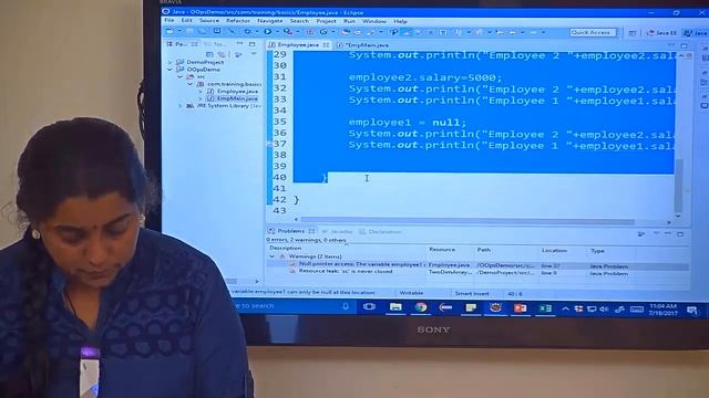Java tutorial for beginners - Example of working with two classes смотреть онлайн