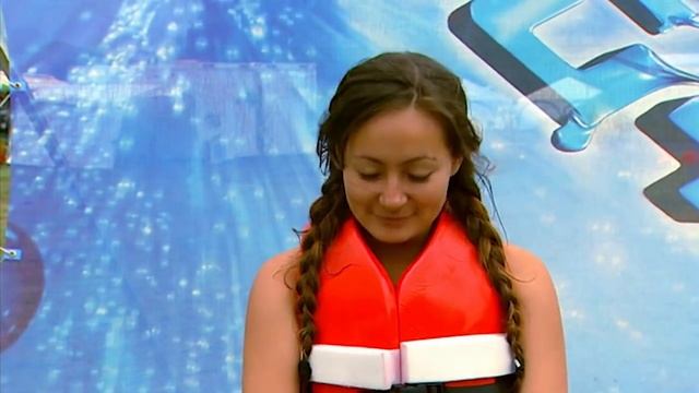 Jump or get hit ?| Total Wipeout | Clip смотреть онлайн