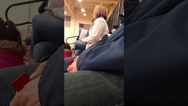 (CRAZY MOM) Goes nuts at basketball game смотреть онлайн
