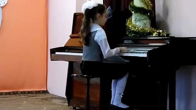 Nastya Zamula 2 класс экзамен на цифровом фортепиано (26 12 16 г.) смотреть онлайн