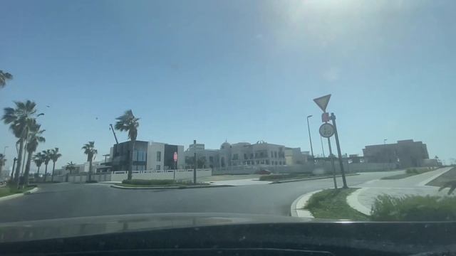 Pearl Jumeirah Island Dubai. A drive through this freehold community #pearljumeirah #FreeholdDubai смотреть онлайн