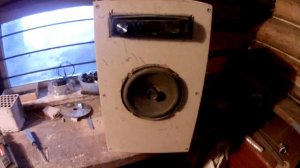 Протатипная калонка для гаража из автомагнитолы своими руками часть1