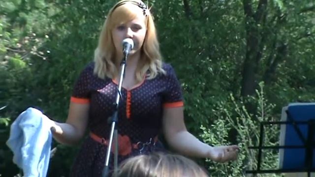 Юлия Началова - Синий Платочек (поет Оксана Д.) смотреть онлайн
