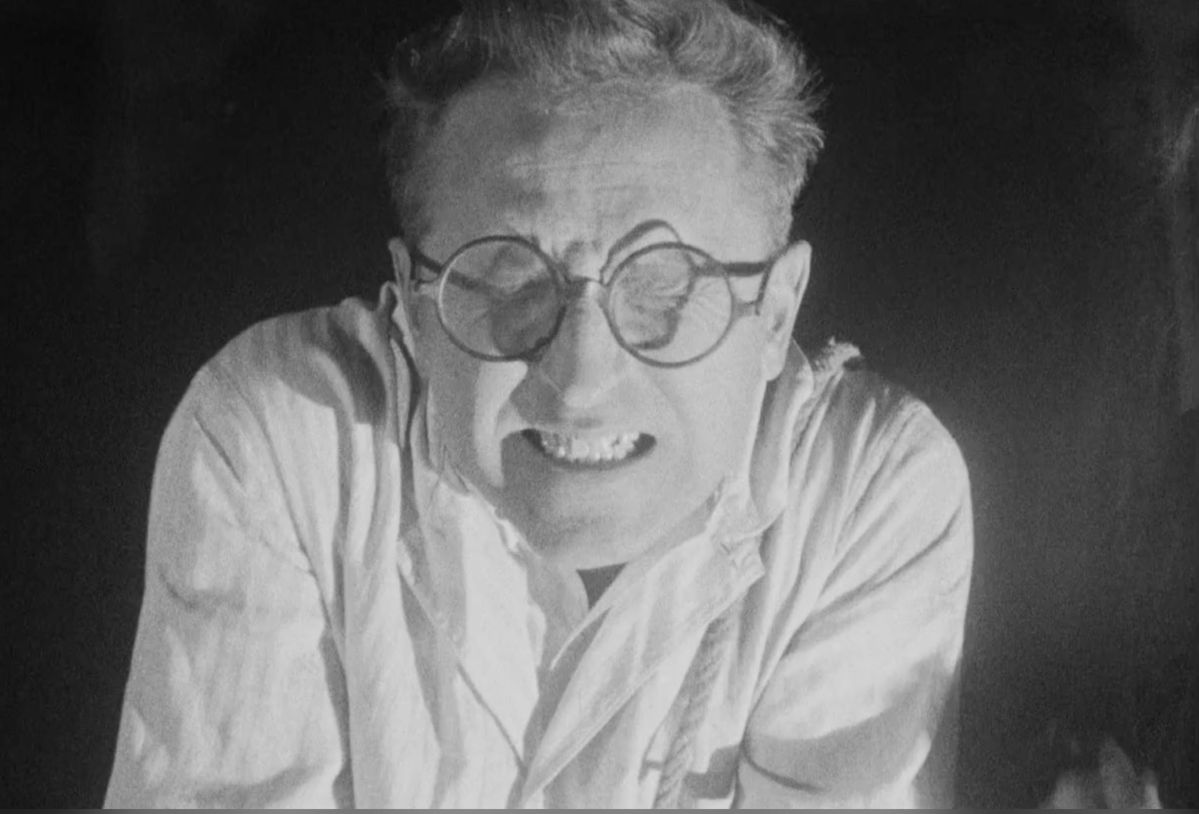 Необычайные приключения мистера Веста в стране большевиков (1924) смотреть онлайн
