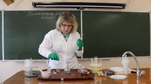 Видео-урок по химии для 8 класса. Химические свойства кислот