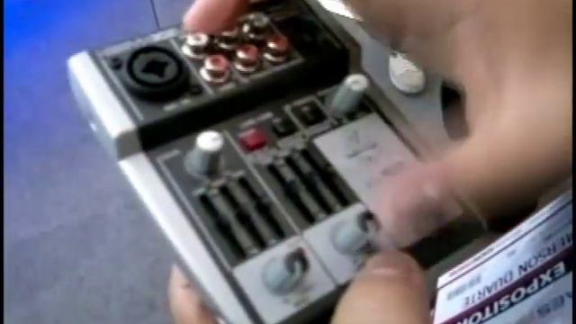 Mixer Behringer Xenix 302 USB (AES Brasil 2011) смотреть онлайн