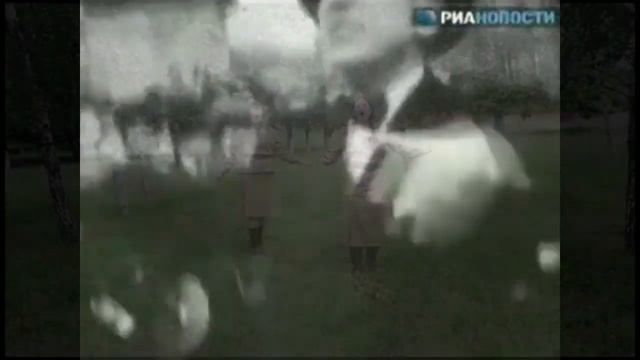 МАЙСКИЙ ВАЛЬС смотреть онлайн