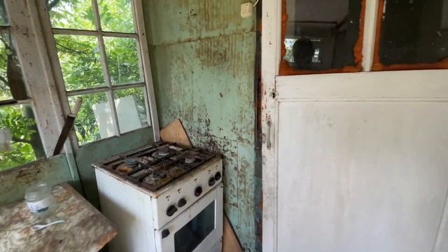 Что можно купить за 700 000? ПРОДАН нашим АН! Участок 6 соток и строение на нем смотреть онлайн