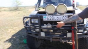 Мой вариант крепление реечного домкрата Хай Джек для экспедиционника