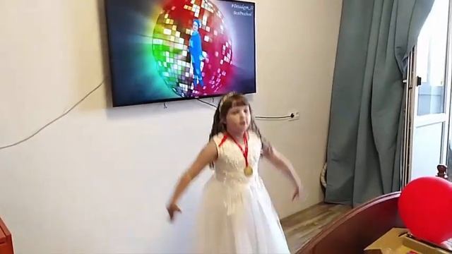 Любимым воспитателям посвящается... смотреть онлайн