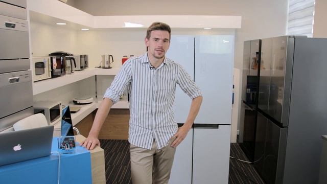 Обзор холодильника Midea MultiDoor MRC518SFNGW / MRC518SFNGBL / MRC518SFNX смотреть онлайн