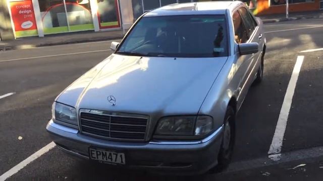 Mercedes E240. A future classic. смотреть онлайн