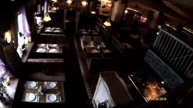 Пошли в ресторан Хмели Сунели/Екатеринбург