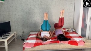 Yoga girls #yoga #hottyfit #gymnastics #contortion #stretching #backbend