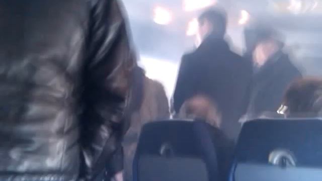 Задымлениев самолете рейс Саратов-Москва-24.11.201 смотреть онлайн