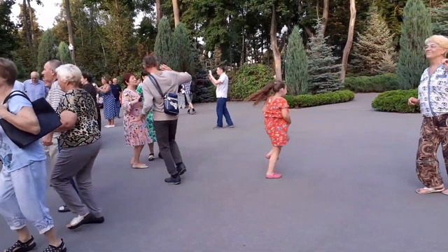КАКИМИ РАНЬШЕ БЫЛИ МЫ, ТАКИМИ И ОСТАЛИСЬ! ЛЕТО 2021 ПАРК ГОРЬКОГО ХАРЬКОВ смотреть онлайн