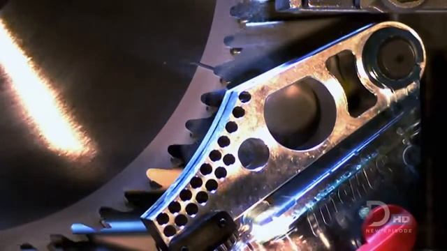 Когда рука попадает в циркулярный станок ✅✅✅ смотреть до конца смотреть онлайн