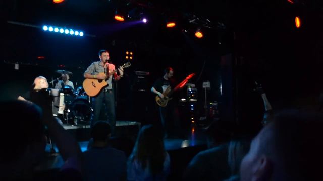 Ваня Воробей - Наших Бьют (Концерт) смотреть онлайн