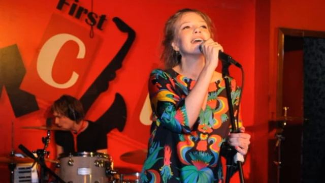 Модель Неба – ПЕРВЫЙ СНЕГ смотреть онлайн