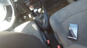 Устанавливаю подлокотник от логана.