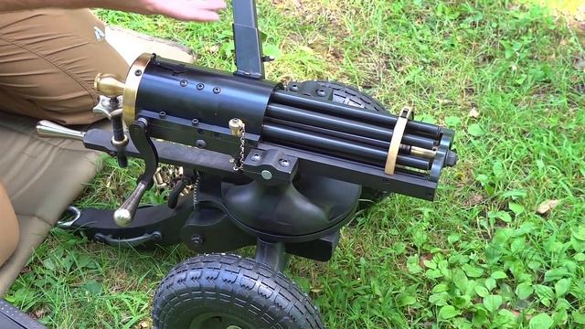 New 9mm Gatling Gun from Tippmann Armory! смотреть онлайн