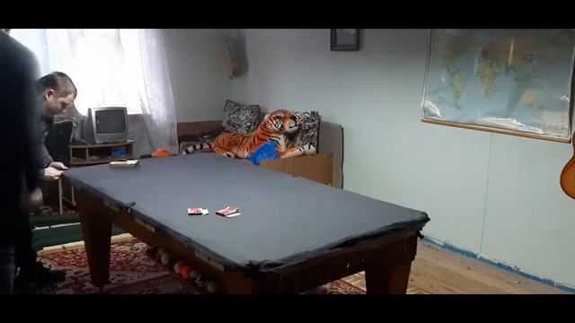 Бильярд. Перетяжка бильярдно стола своими руками! смотреть онлайн