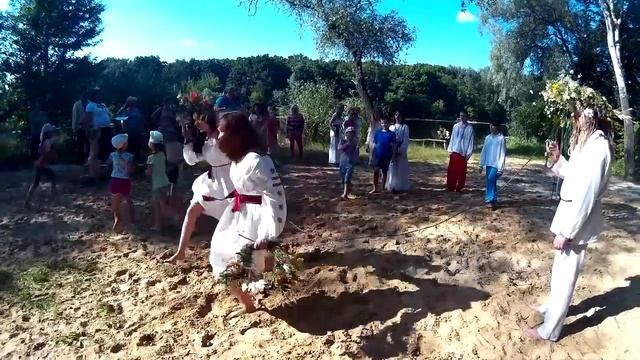 Празднования Ивана Купала на Северском Донце 2015г. смотреть онлайн