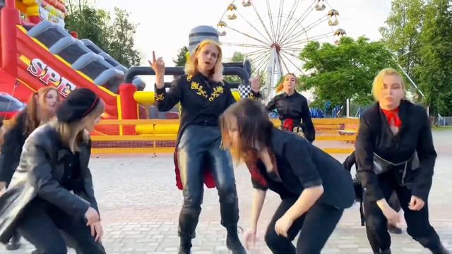 [KPOP IN PUBLIC | ONE TAKE] Stray Kids (스트레이 키즈) - Circus dance cover by GML смотреть онлайн