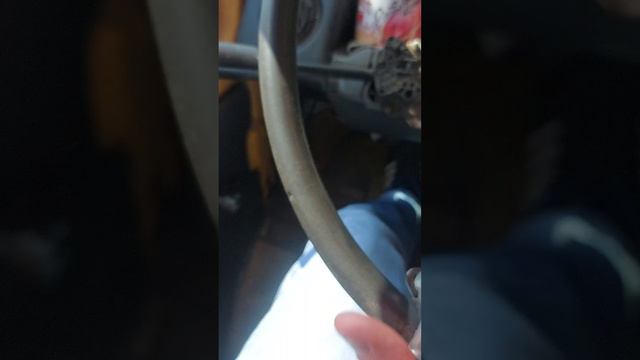 Желтый почтовик Mercedes-Benz T1 смотреть онлайн