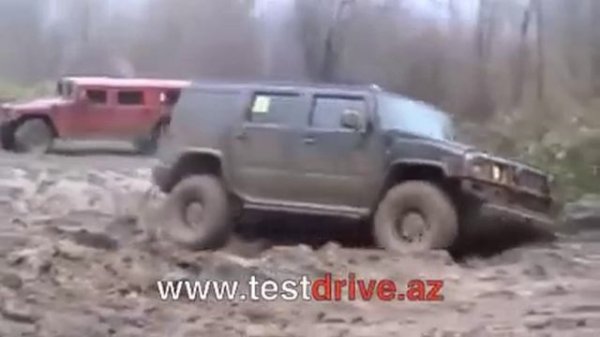 Hummer H1 и Hummer  H2. Кто победит? - Тест драйв.m4v
