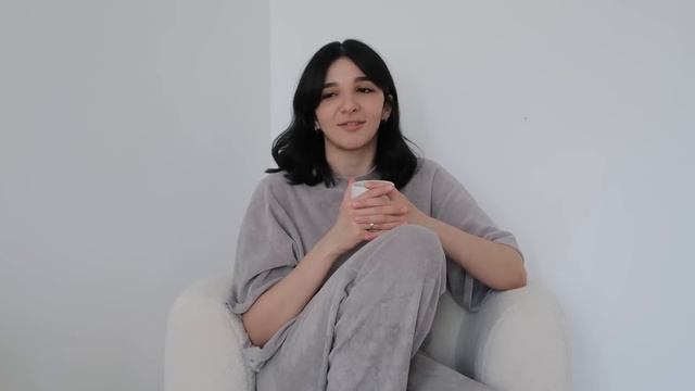 я соскучилась, а ещё получила права, начала учить испанский и заниматься с коучем смотреть онлайн