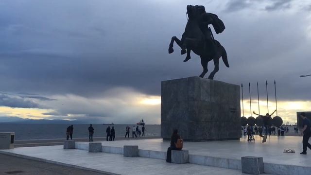 Греция. Салоники. Памятник Александру Македонскому смотреть онлайн