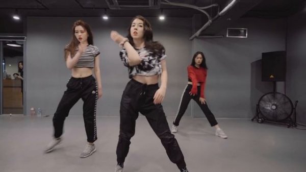 Nightmare - Halsey / Ara Cho Choreography
