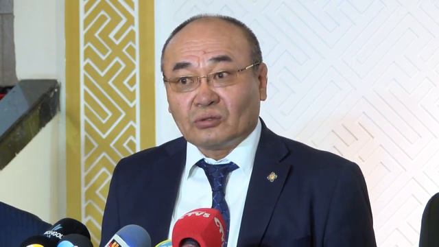 Д.Эрдэнэбат: Ардчилсан Монгол орон иргэдийн сонголтыг хүндэтгэх ёстой смотреть онлайн