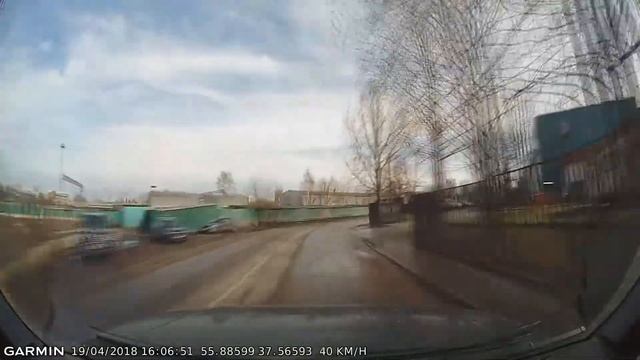 Обзор видео-регистратора Garmin Dash Cam 65W смотреть онлайн