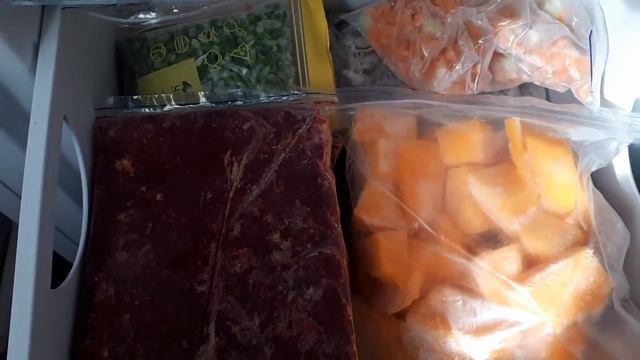 Закупаем продукты? Сначала проводим ревизию морозильной камеры и шкафов! ДИХОНДРА - красотка! смотреть онлайн