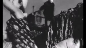 В землянке  минус  ВОВ