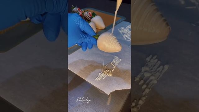 Клубника в шоколаде. #клубникавшоколаде #shorts смотреть онлайн