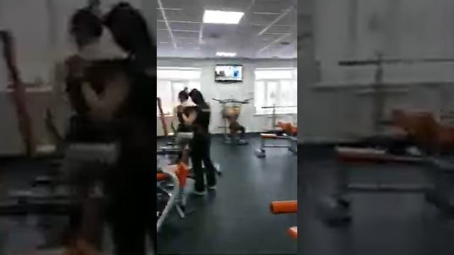 Видеотур по фитнес-клубу "Линия Жизни" смотреть онлайн