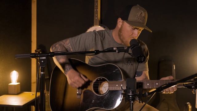 "NEVER CLOSED" ACOUSTIC смотреть онлайн