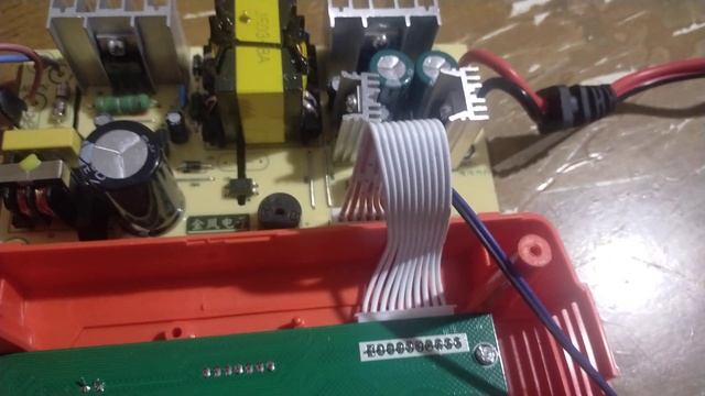 Автомобильное зарядное устройство с алиэкспресс foxsur 12/24V FBC122408D | Разборка умного китаица смотреть онлайн