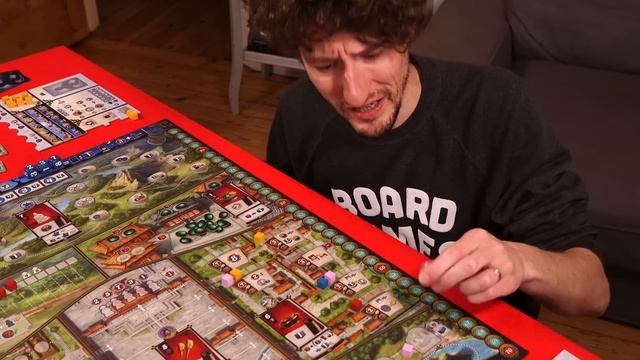 Gùgōng - Shut Up & Sit Down Review смотреть онлайн