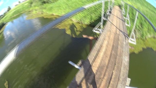 Ловля окуня на Дроп Шот. Рыбалка на закоряженном и заросшем летом пруду. смотреть онлайн