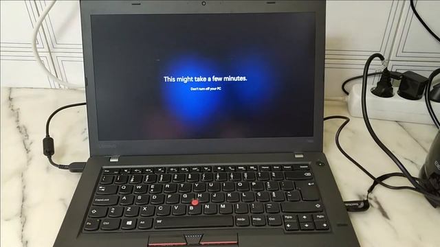 Lenovo Thinkpad T460 - How To Install Windows 11