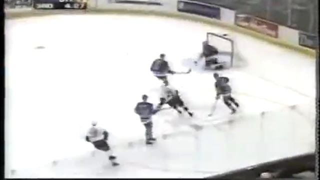 Igor Kravchuk scores a nice goal for Senators vs Rangers (2000) смотреть онлайн