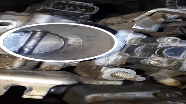 Тойота Дуэт, Дайхатсу ремонт дросельной заслонки. Сброс высоких оборотов! смотреть онлайн