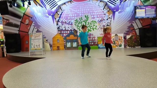 Эван и танцы(9)