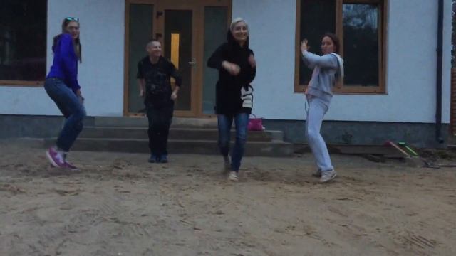 Танцы после работы смотреть онлайн